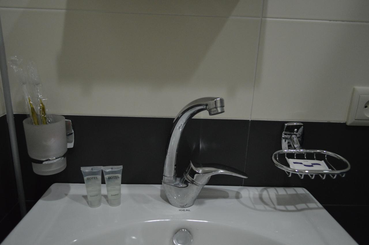 Deluxe Apartment Tbilisi Ngoại thất bức ảnh
