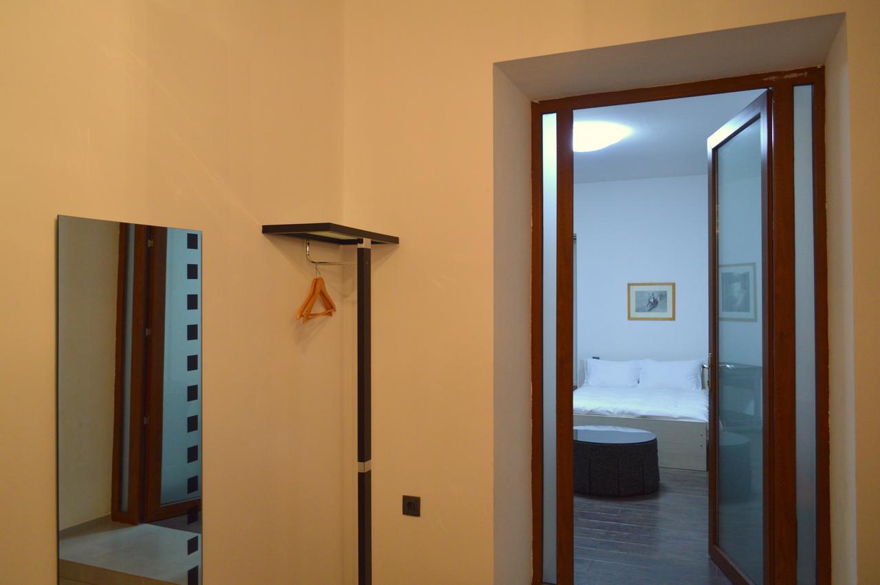 Deluxe Apartment Tbilisi Ngoại thất bức ảnh